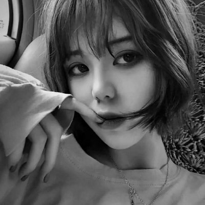 ʮ���˸еĺڰ�Ů��ͷ��--��įɳ����