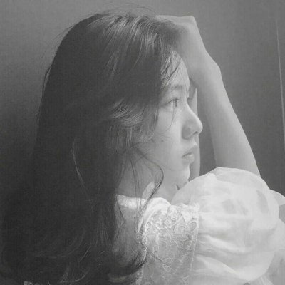 ʮ���˸еĺڰ�Ů��ͷ��--��įɳ����