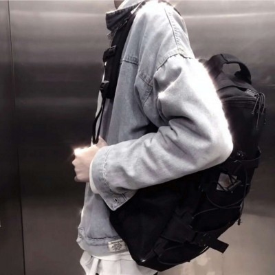 �����ڰ׸��屯�����˵�ͷ��