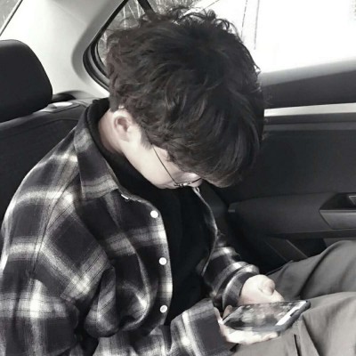 �����ڰ׸��屯�����˵�ͷ��