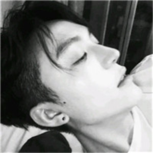 ��ɫ���ÿ���˧��ͷ�� �΢���Ǹ���