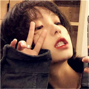 �����ɰ�������Ů��ͷ�� ���µ�������ס�����κ�����