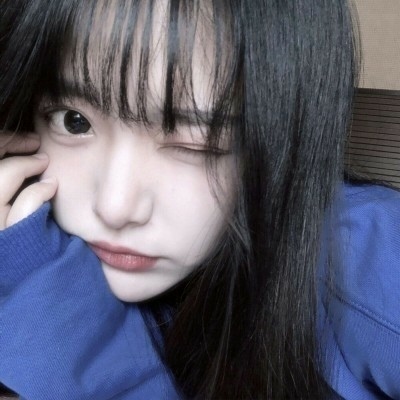 Ů��˧������ɫ�ĸ����ſ�ͷ��