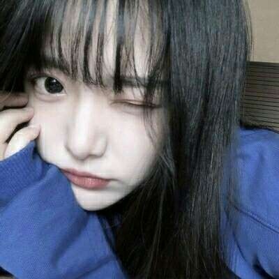 Ů��˧������ɫ�ĸ����ſ�ͷ��