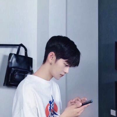 ��ǿ�ɰ�����������ͷ��