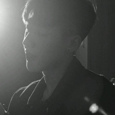 ˧����˧�����ڰ�ͷ������ͼ