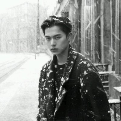 ˧����˧�����ڰ�ͷ������ͼ