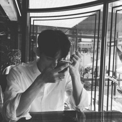 ��������ڰ�ͷ��--û����֮�����ɫ