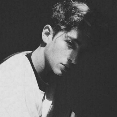 ��������ڰ�ͷ��--û����֮�����ɫ