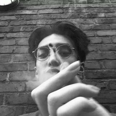 ��������ڰ�ͷ��--û����֮�����ɫ