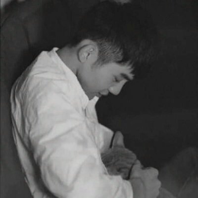 ��������ڰ�ͷ��--û����֮�����ɫ