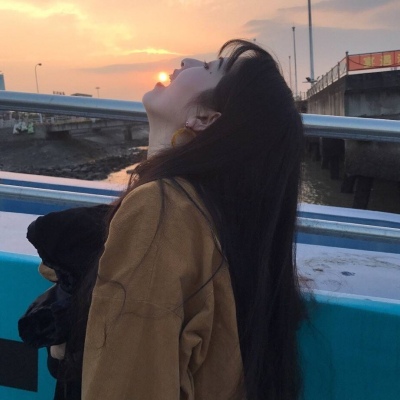 ����2019˧����Ů��Ұ��ԭ�޷�ͷ��