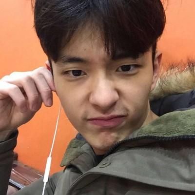 �ÿ�������ˣ˧ͷ��