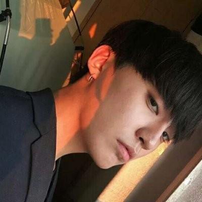 �ÿ�������ˣ˧ͷ��