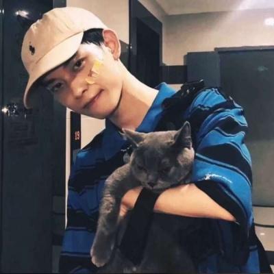 ����Ů��������΢��ͷ��ܿ��и���-�ɰ���