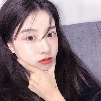 ����Ů������ͷ��