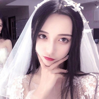 ����Ů������ͷ��