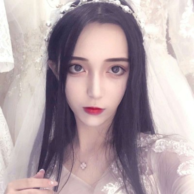 ����Ů������ͷ��