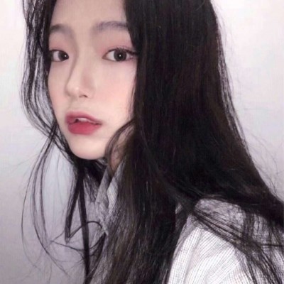 ����Ů������ͷ��