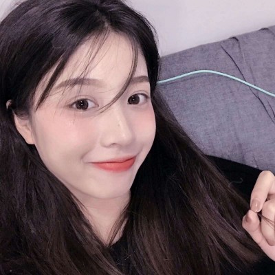 ����Ů������ͷ��