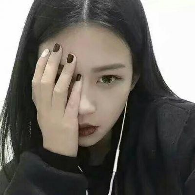 �ڰ�����ܰ�����Ů��ͷ��