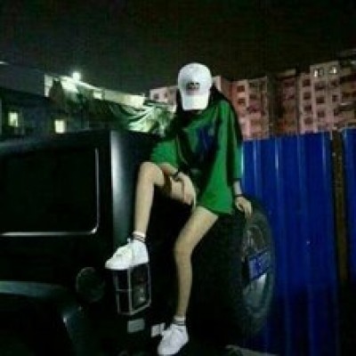 �ڰ�����ܰ�����Ů��ͷ��