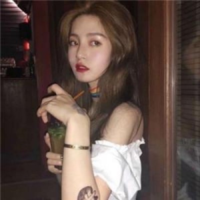 �ڰ�����ܰ�����Ů��ͷ��