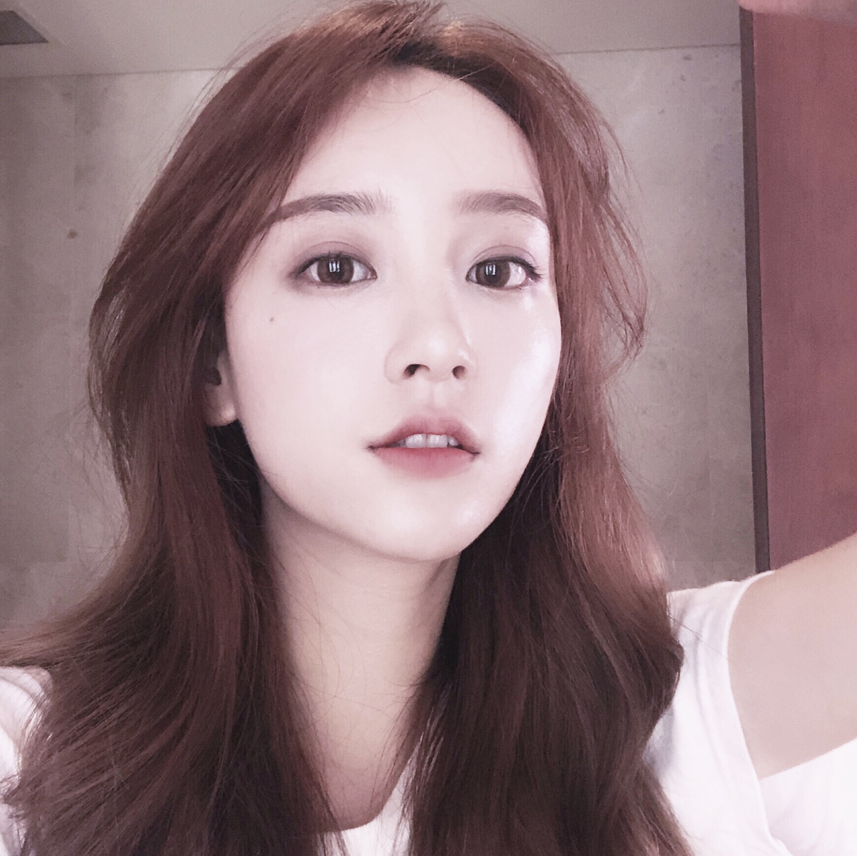 լ��Ů�������ɰ�����ͷ�����¸�����һ��