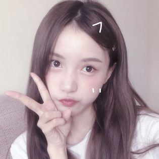 լ��Ů�������ɰ�����ͷ�����¸�����һ��