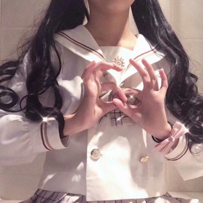 �ɰ�������Ů������ɭϵ΢��ͷ��