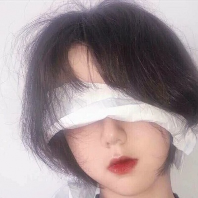 �ɰ�������Ů������ɭϵ΢��ͷ��