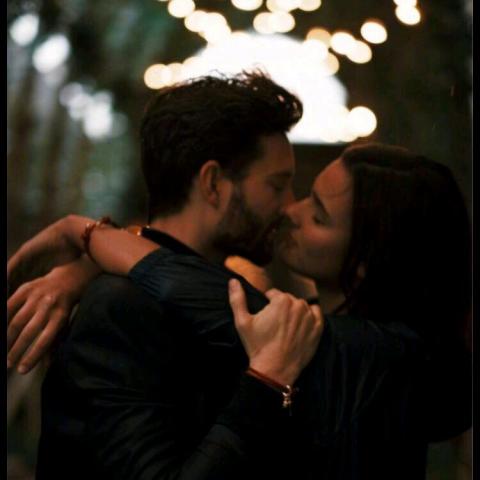 ŷ�����¸���ͷ��