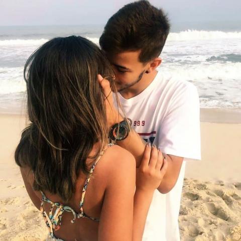 ŷ�����¸���ͷ��