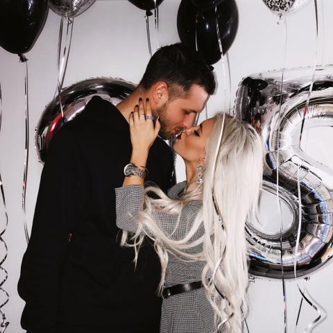 ŷ�����¸���ͷ��