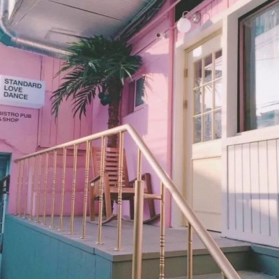 ����С���µı�ֽͼƬ