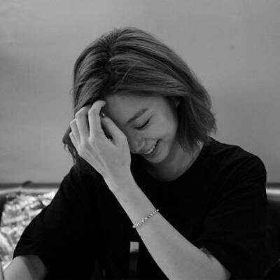 �ڰ��˸е�Ů��ͷ��--������Ϊ��