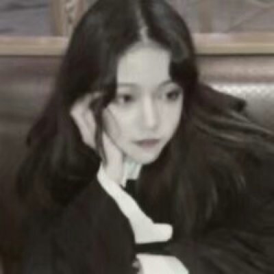 �ڰ��˸е�Ů��ͷ��--������Ϊ��