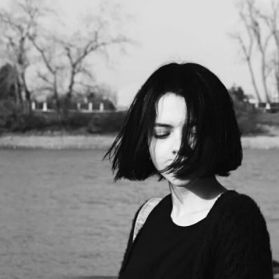 �ڰ��˸е�Ů��ͷ��--������Ϊ��