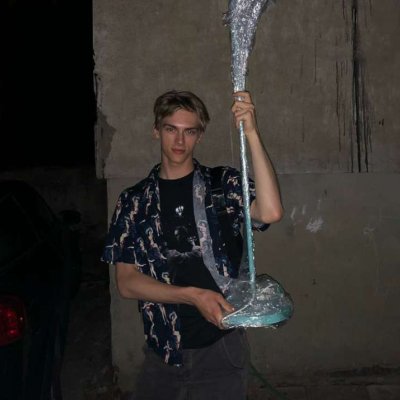 ŷ������ͷ������Ұ��������