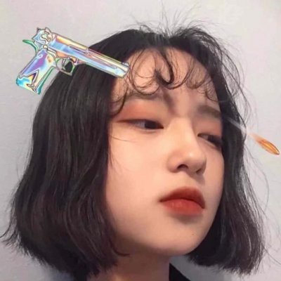 ����Ů��΢��ͷ��