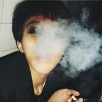 �ڰ��Ƿ����¸���ͷ��