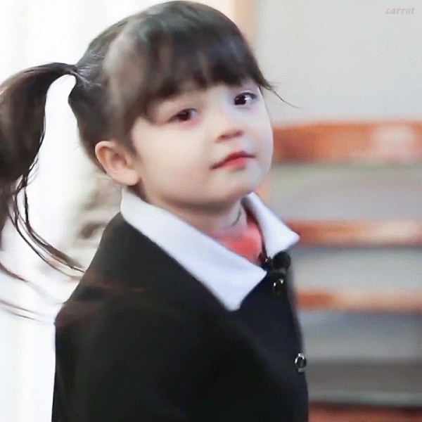 ���龫�ֵ�����С�ɰ������ͷ�����ͼƬ