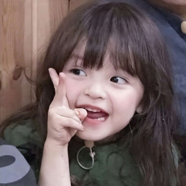 ���龫�ֵ�����С�ɰ������ͷ�����ͼƬ