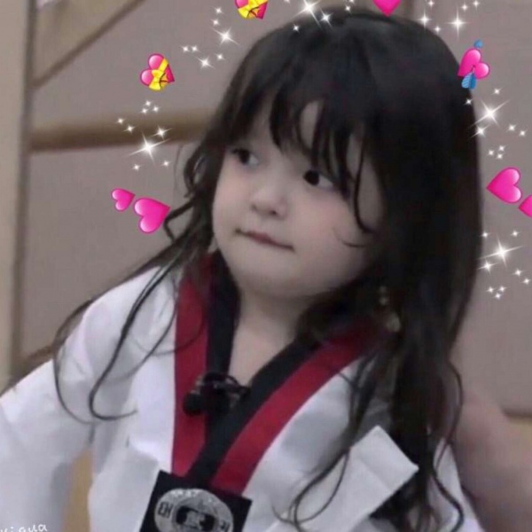 ���龫�ֵ�����С�ɰ������ͷ�����ͼƬ