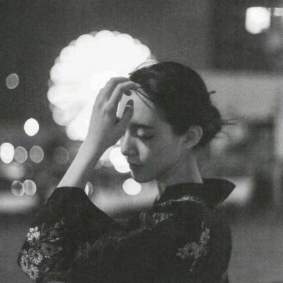 ���ڸ��Ժڰ�Ů��ͷ��--Ȱ��ס�Լ�����