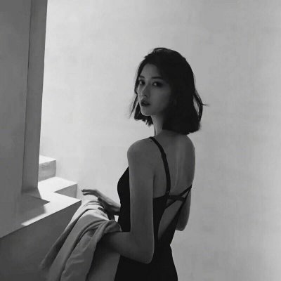 ���ڸ��Ժڰ�Ů��ͷ��--Ȱ��ס�Լ�����