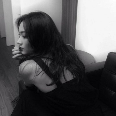 ���ڸ��Ժڰ�Ů��ͷ��--Ȱ��ס�Լ�����