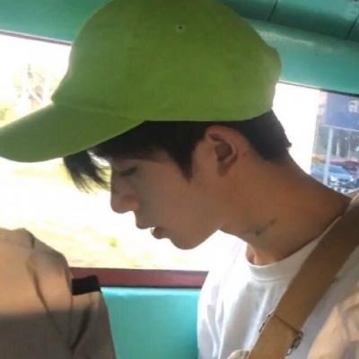 ��������ͷ������ins��-�ɰ���