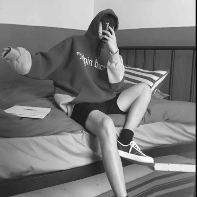 �ڰ���ͷ����Լ�����ܲ÷�