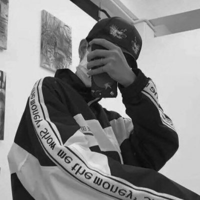 �ڰ���ͷ����Լ�����ܲ÷�